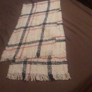 Plaid scarf